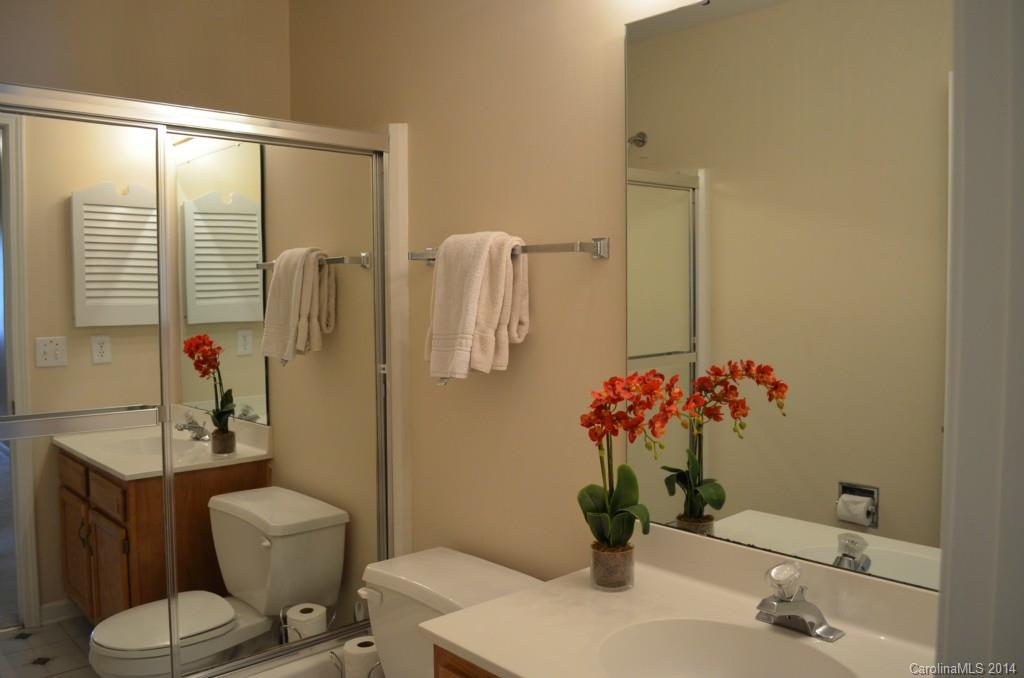 The Villages Of Leacroft - Residential