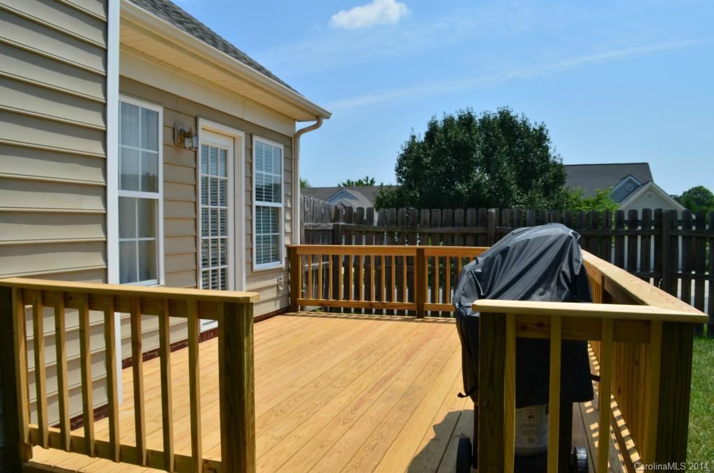 The Villages Of Leacroft - Residential