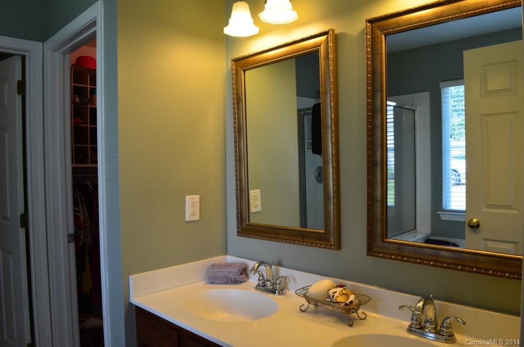 The Villages Of Leacroft - Residential