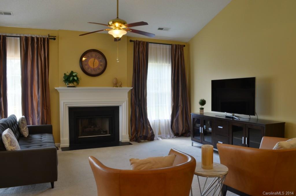 The Villages Of Leacroft - Residential