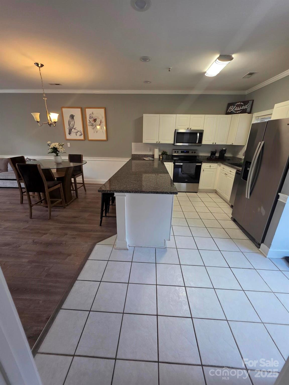 9016 Meadow Vista Drive