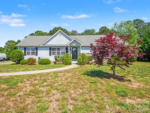 Photo of 539 Brawley Road, Cleveland, NC 27013 (MLS # 4380708)