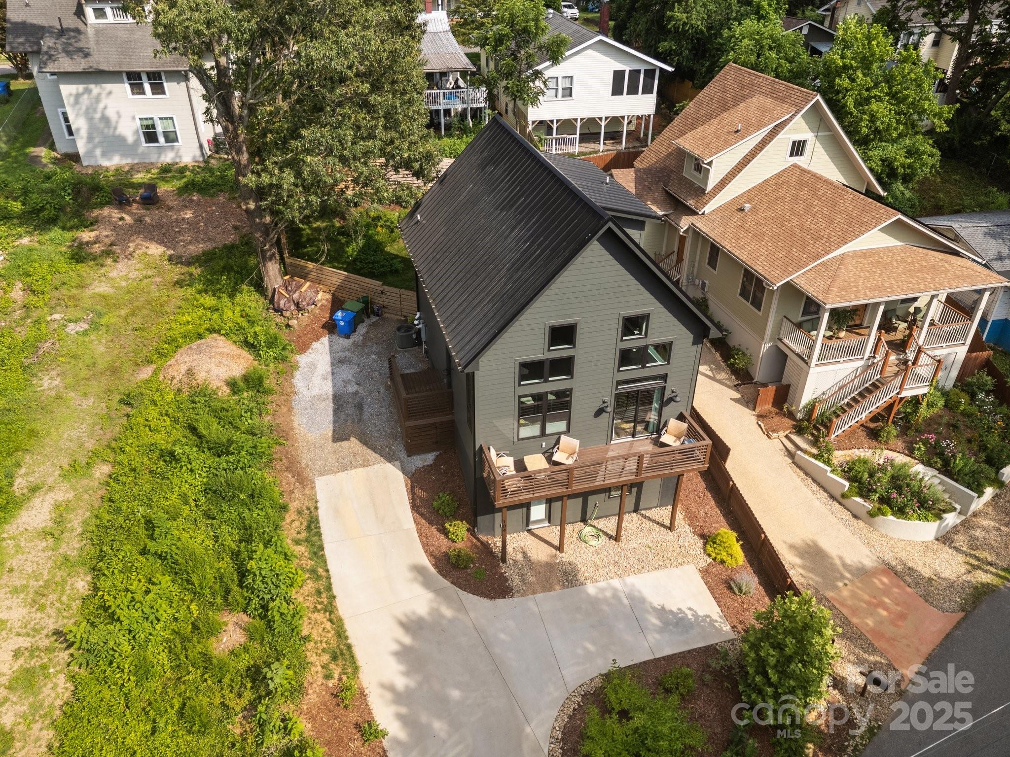 104 Deaver Street