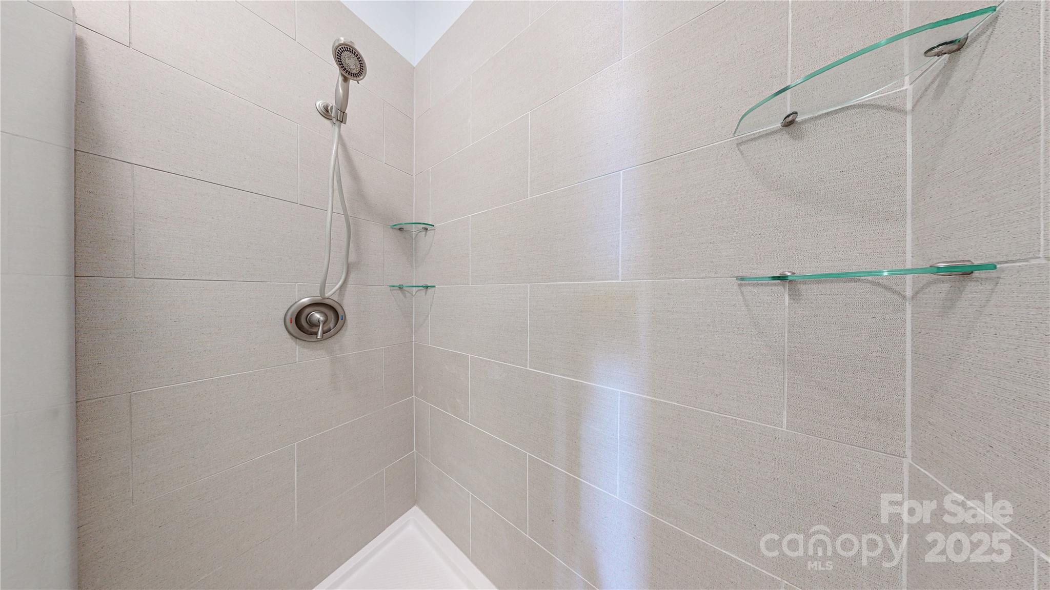 Lake Club - Residential