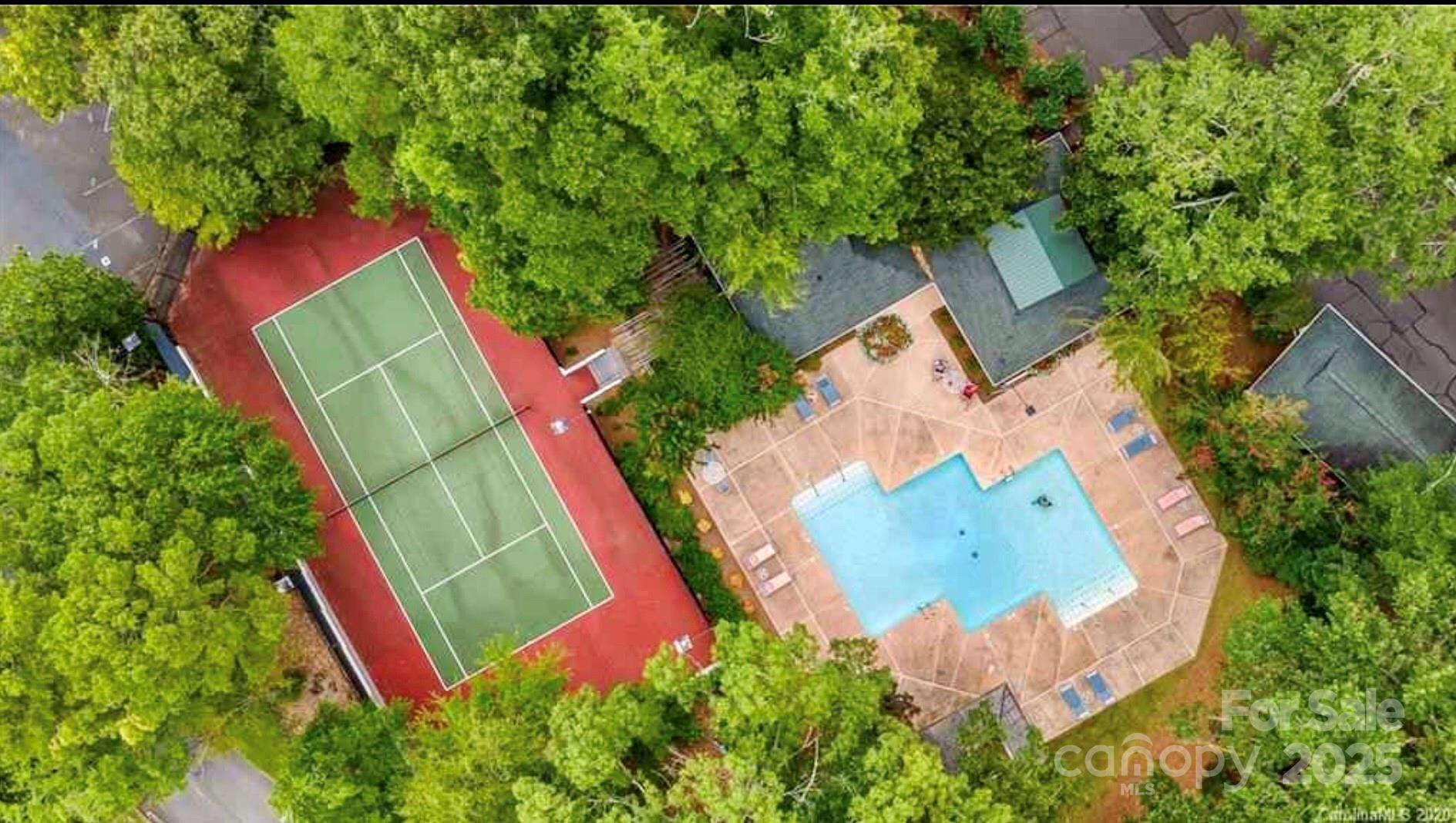 Lake Club - Residential