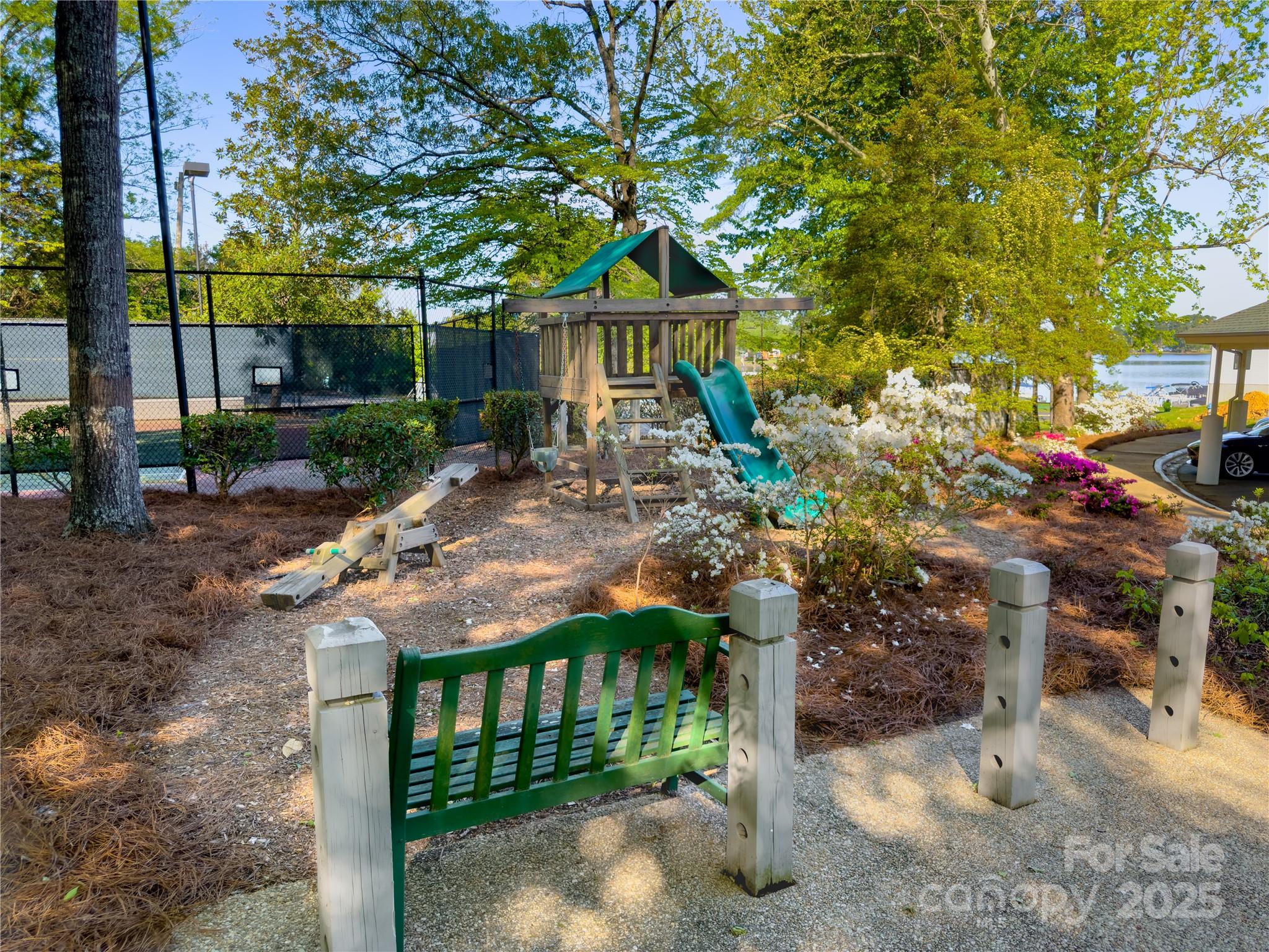 Lake Club - Residential