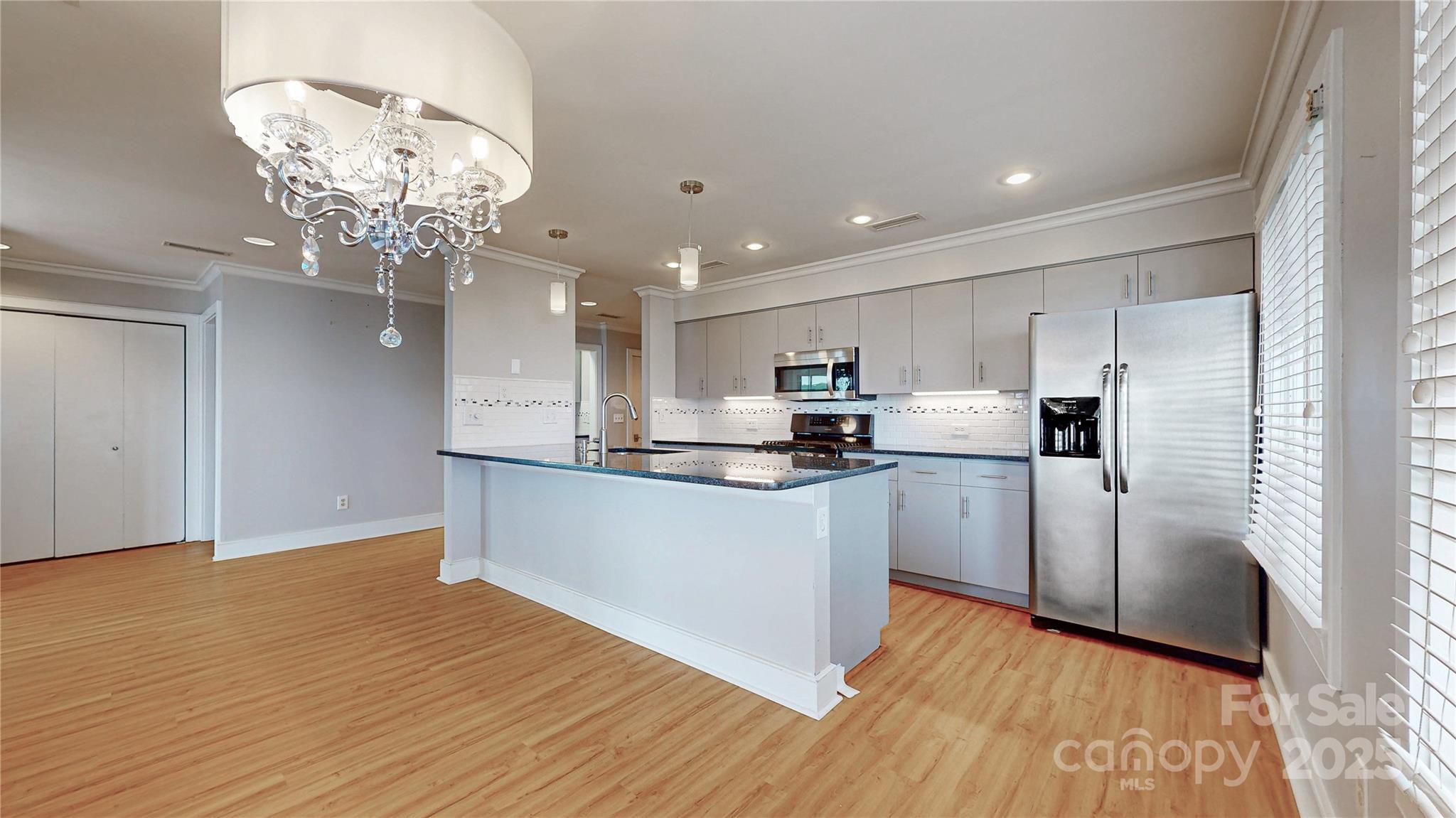 Lake Club - Residential