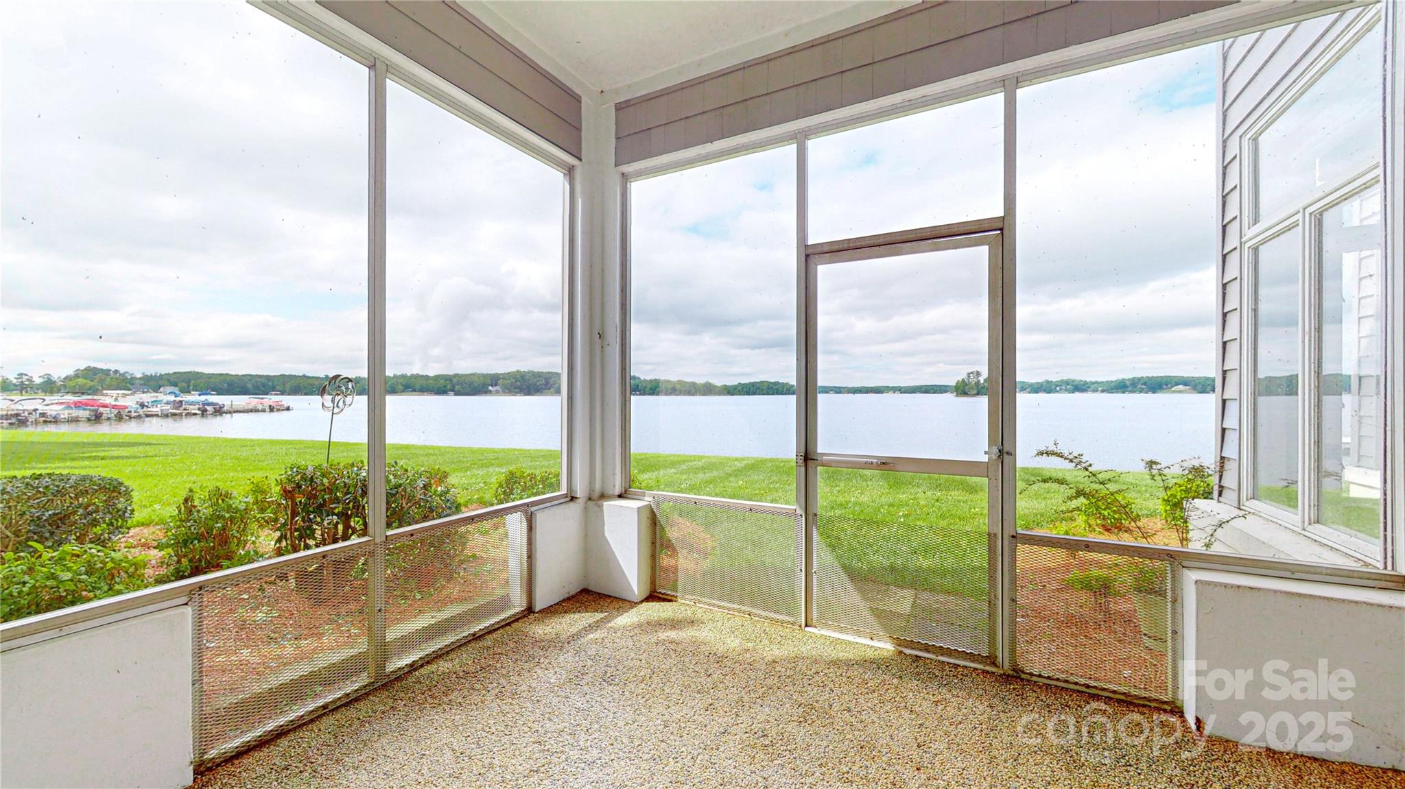 Lake Club - Residential