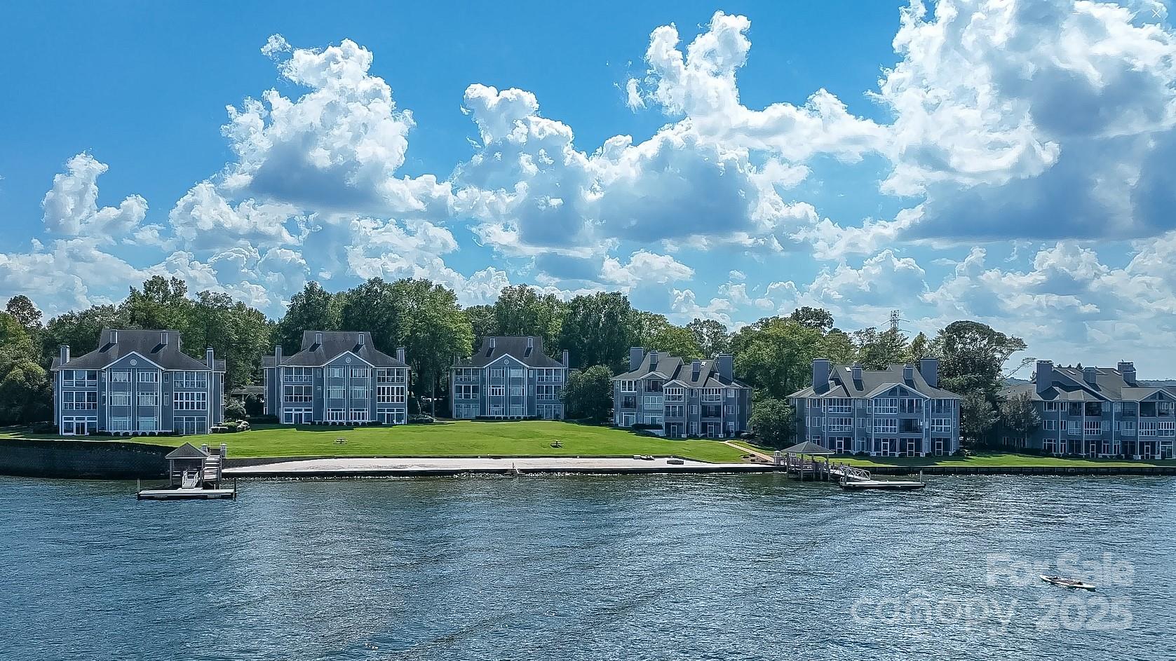 Lake Club - Residential