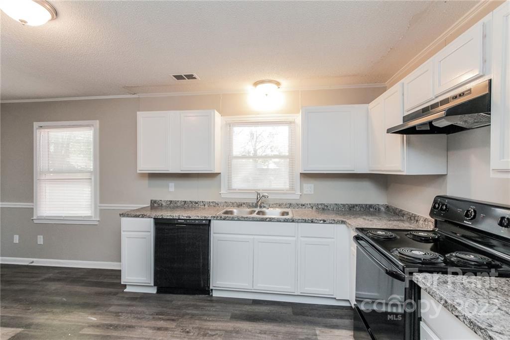 Stallings Park - Residential Lease