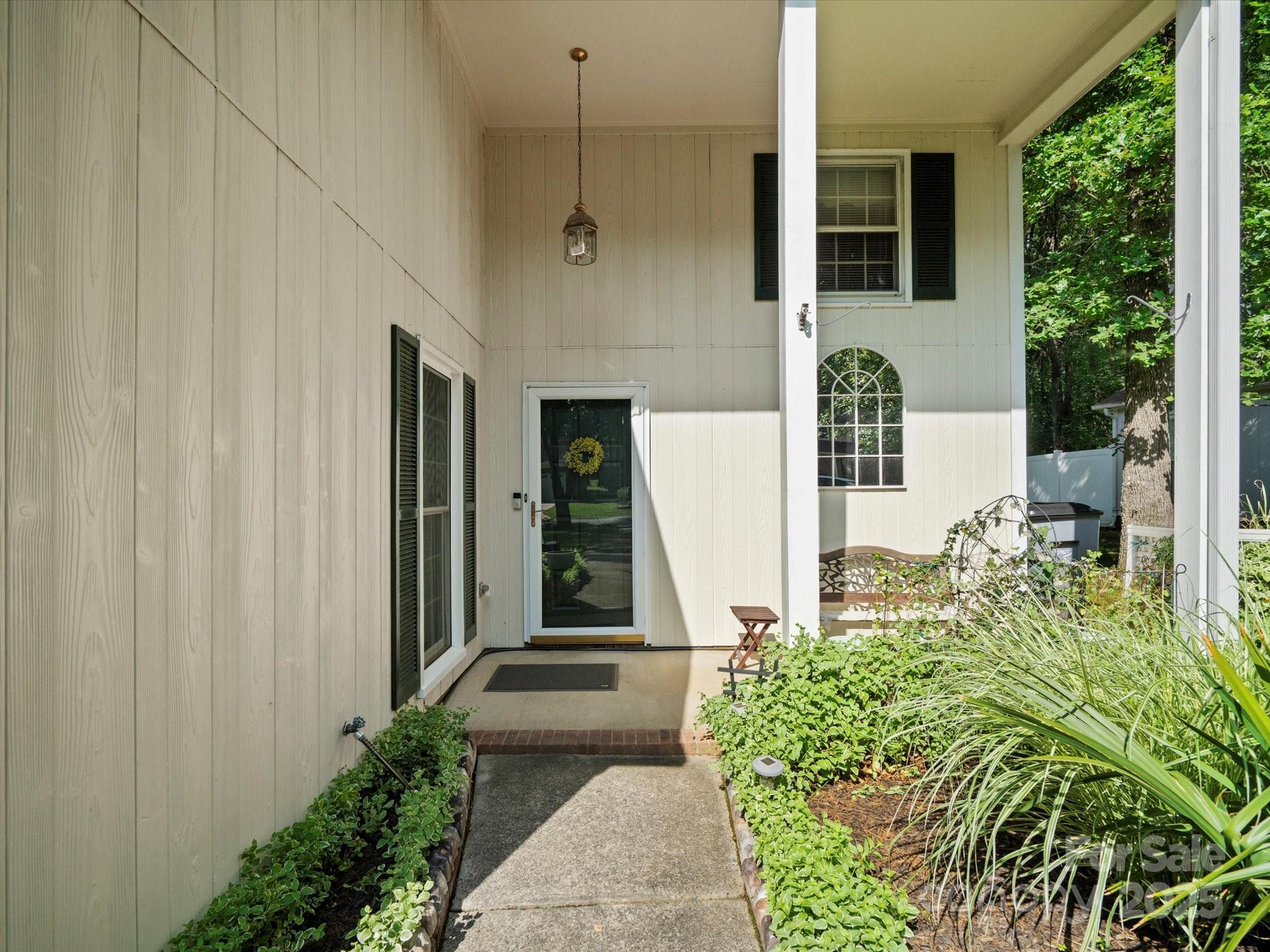 11121 Sevilla Court