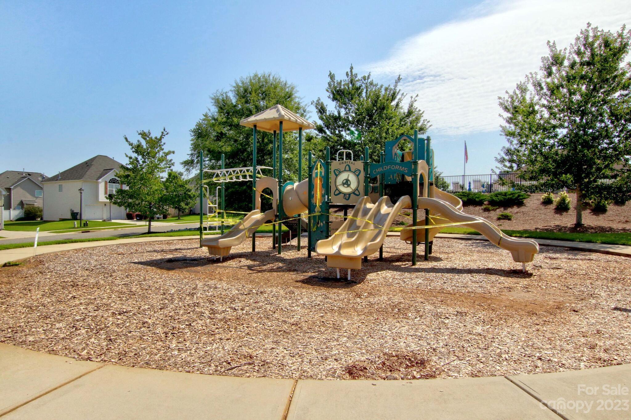 Curtis Pond - Residential