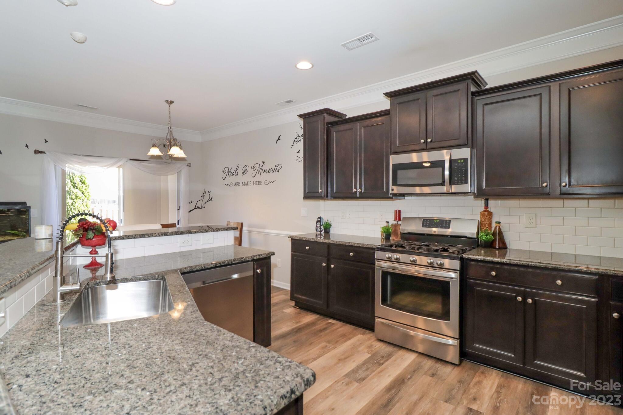 Curtis Pond - Residential