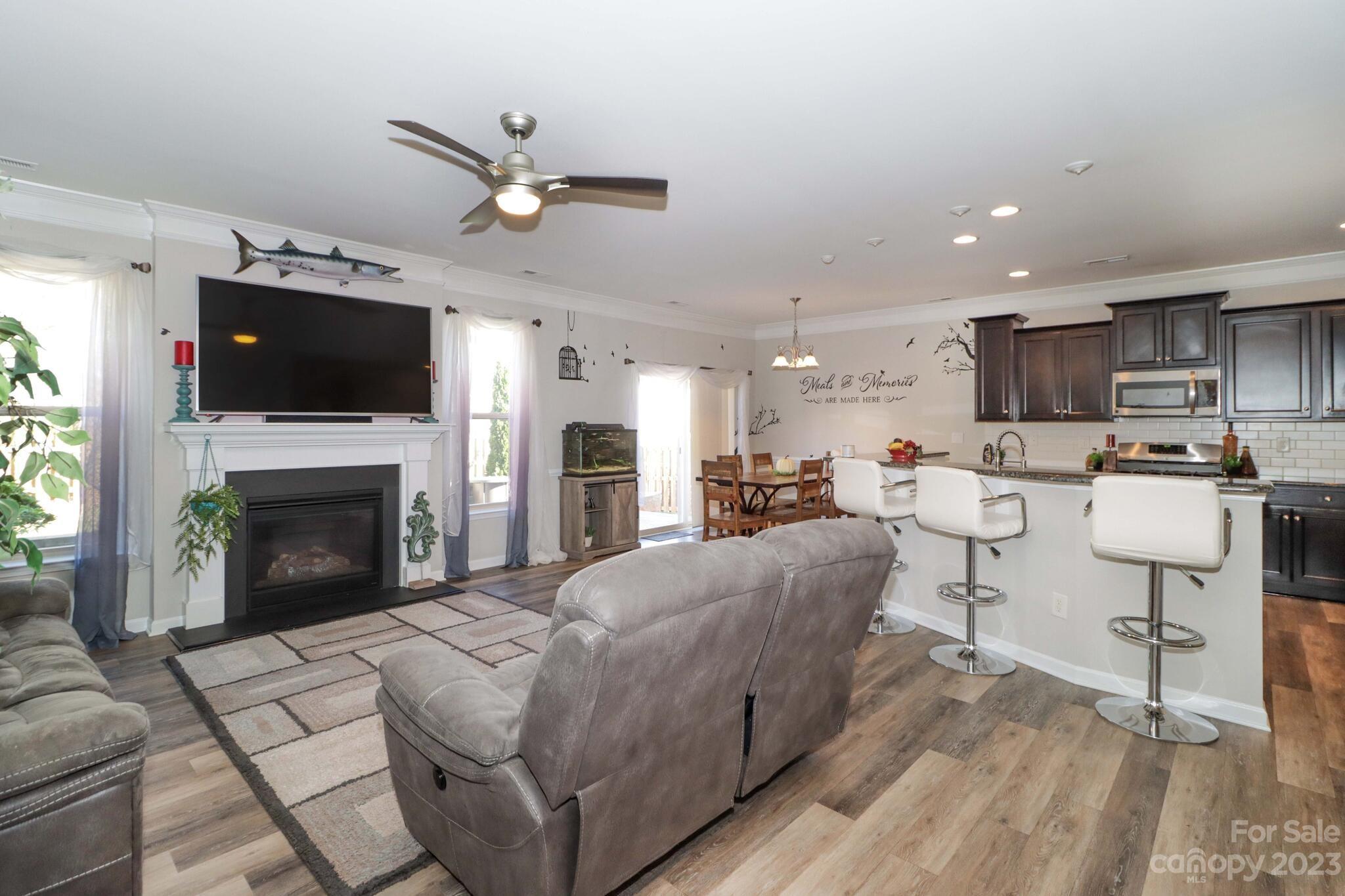 Curtis Pond - Residential