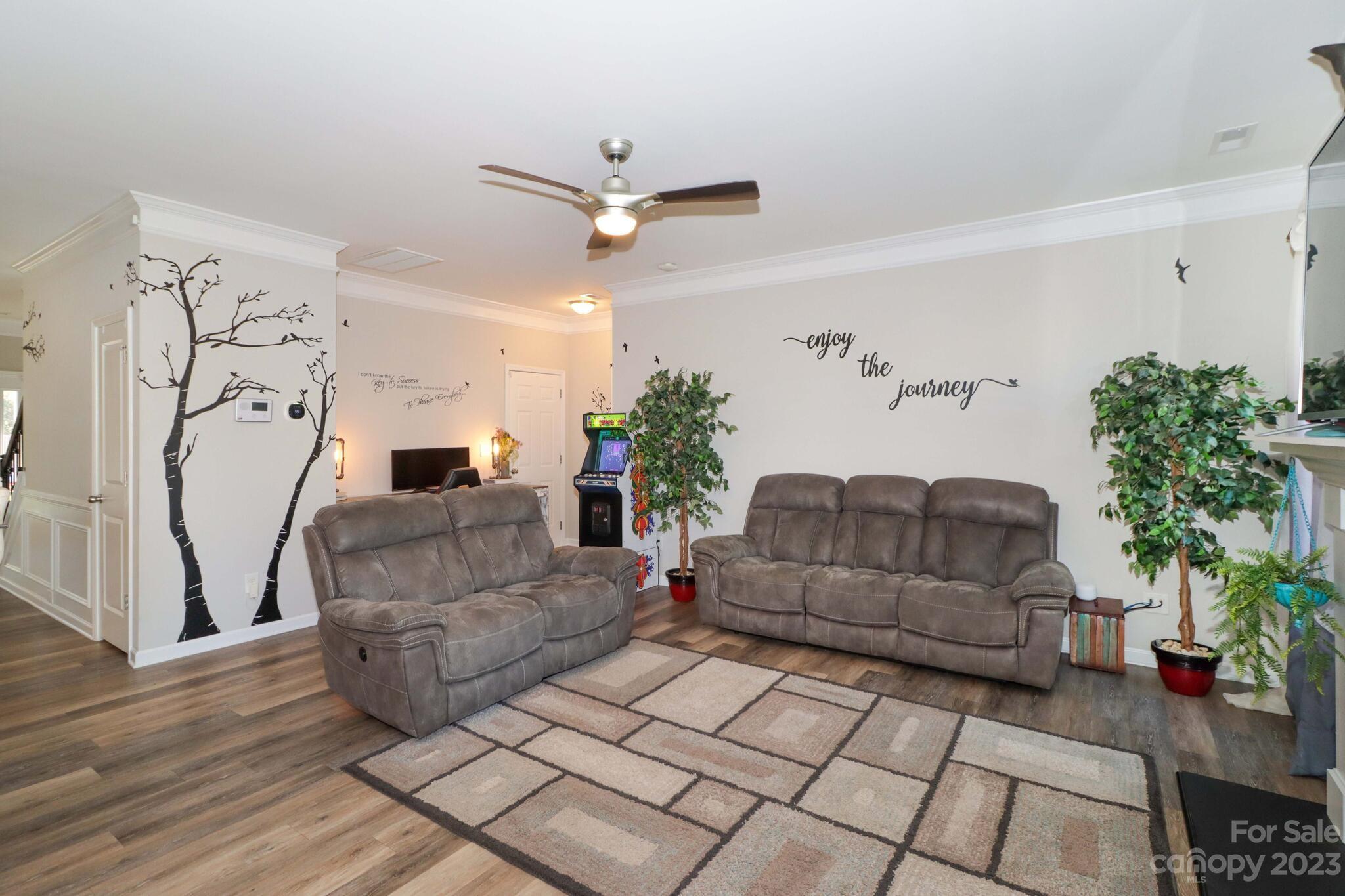 Curtis Pond - Residential