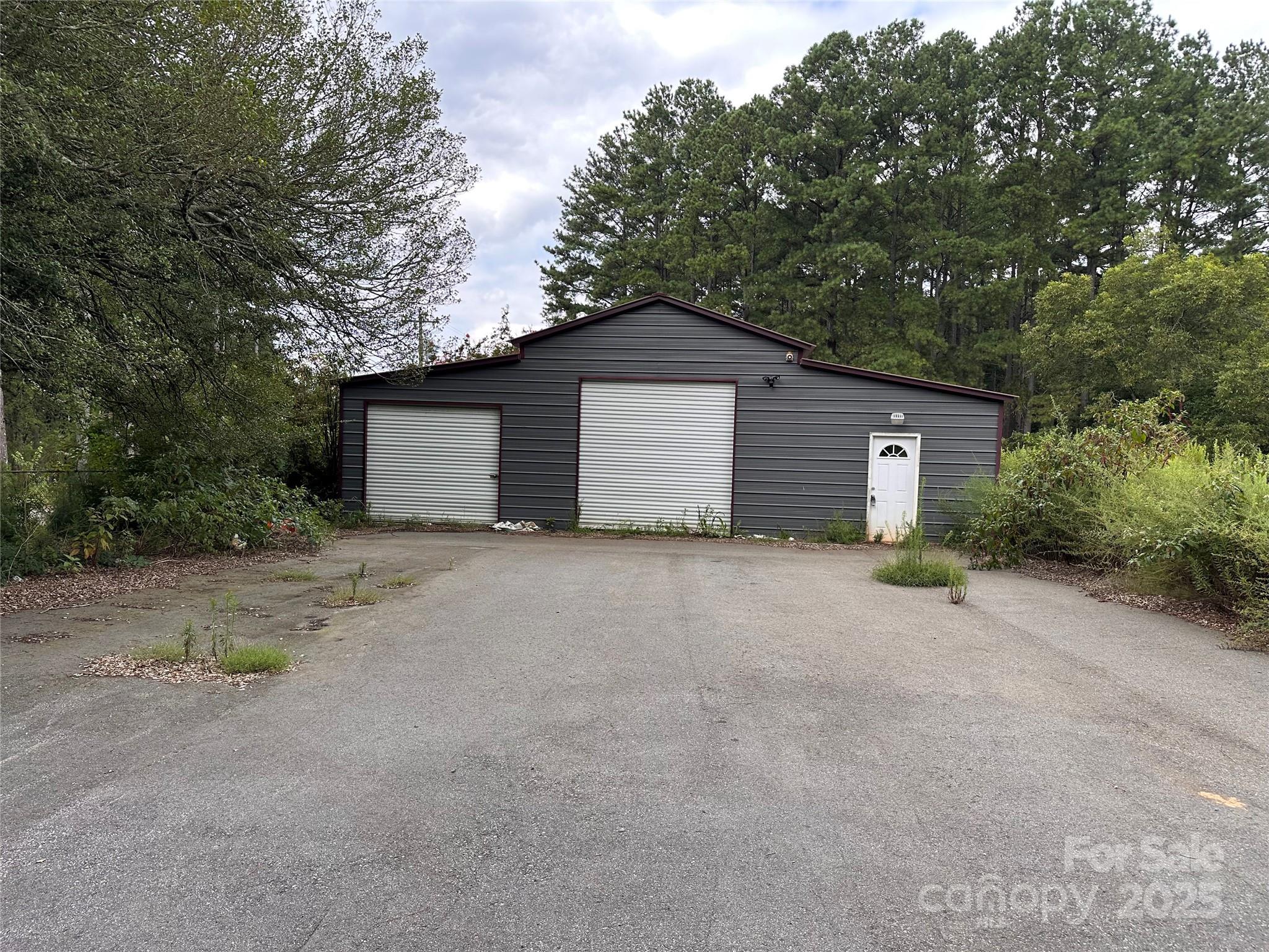 872 Shearers Road