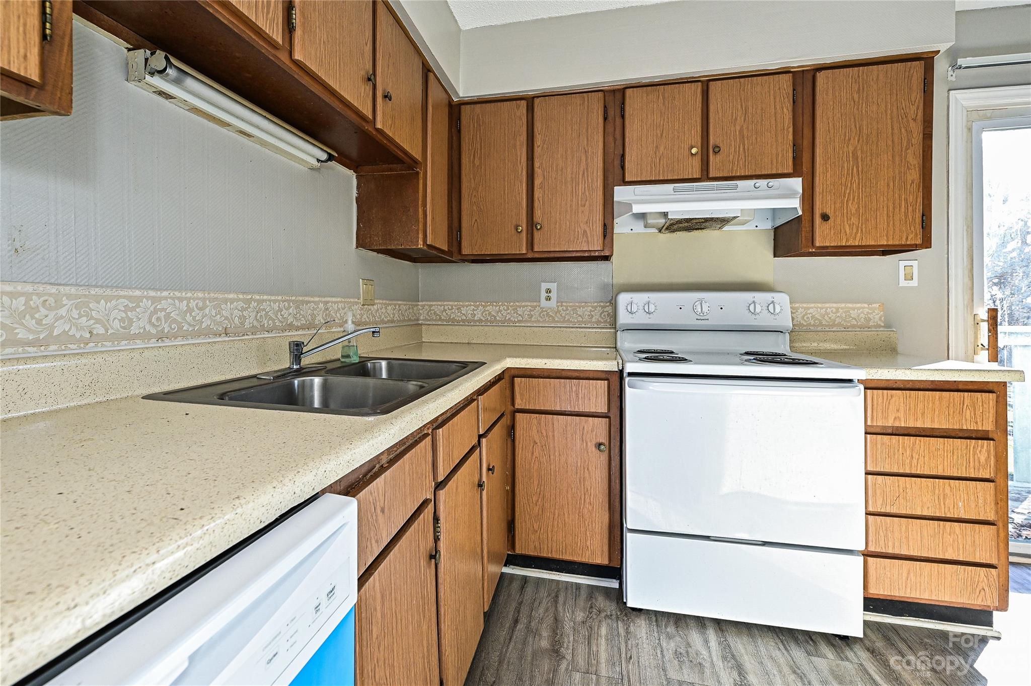 Sharon Lakes - Residential