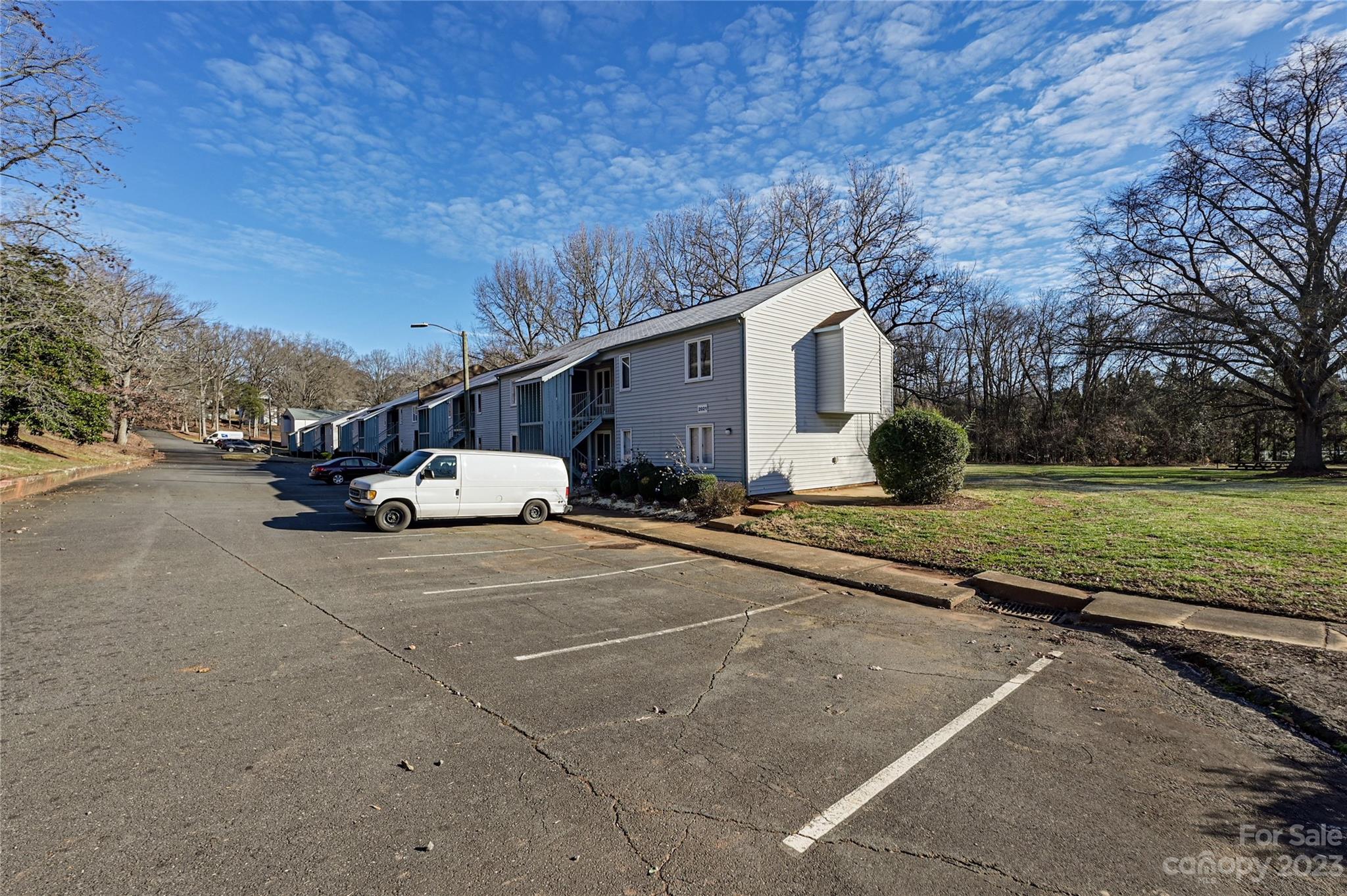 Sharon Lakes - Residential