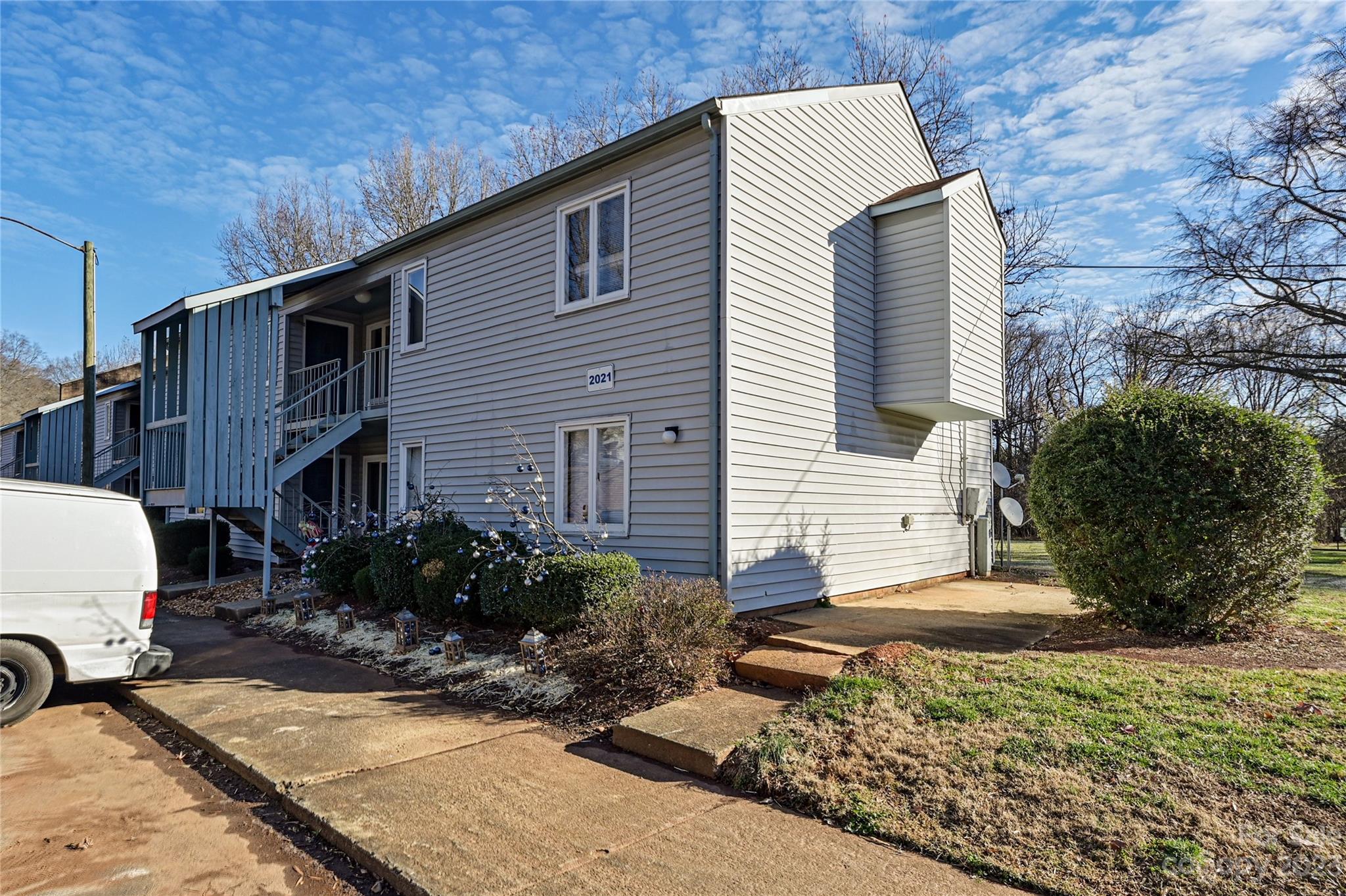 Sharon Lakes - Residential