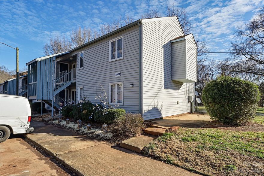 Light and airy Livingroom / dining area features beautiful LVP flooring and carpet in the bedroom. Electric stove, refrigerator, and new dish washer remain. This unit is on the second-floor end unit. This apartment is close to the Charlotte Pickle Ball indoor courts, accessible public transportation. Seller to make no repairs--"sold as is".