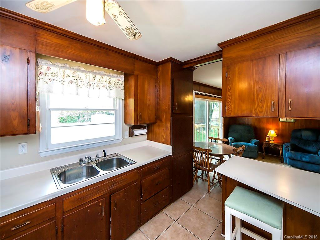 Colonial Village - Residential