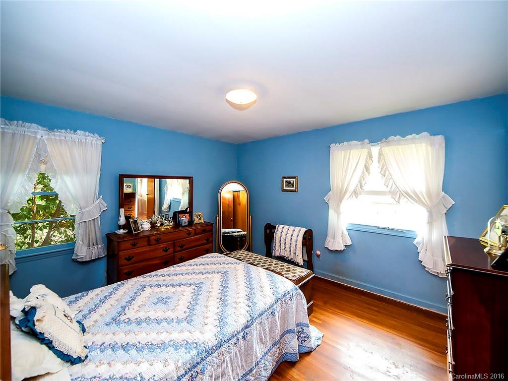 Colonial Village - Residential