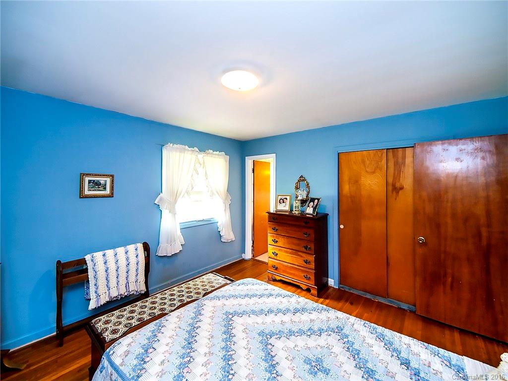 Colonial Village - Residential