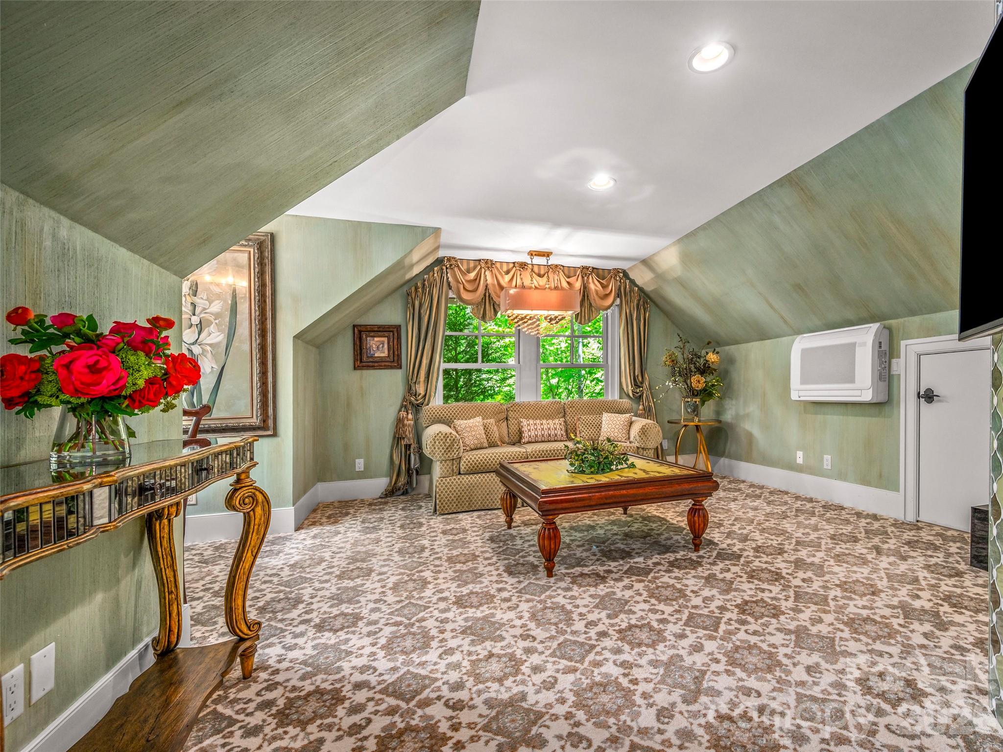 Champion Hills - Residential