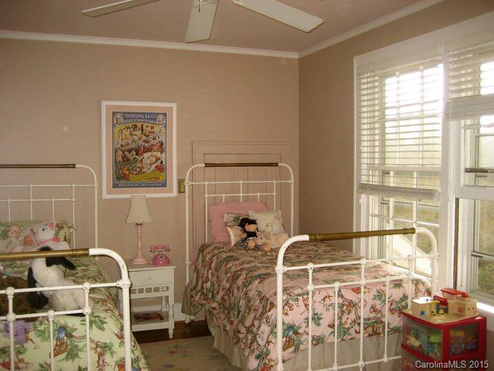 Country Club - Residential