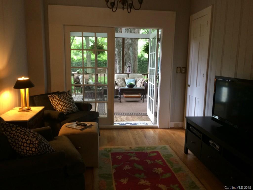 Country Club - Residential