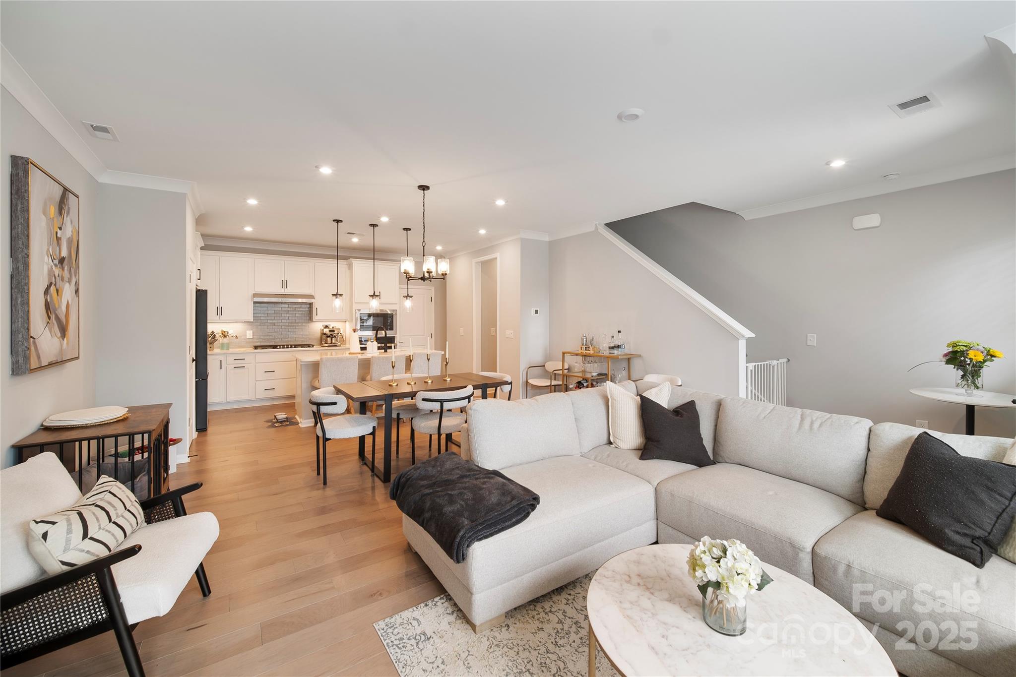 5941 Mantle Way