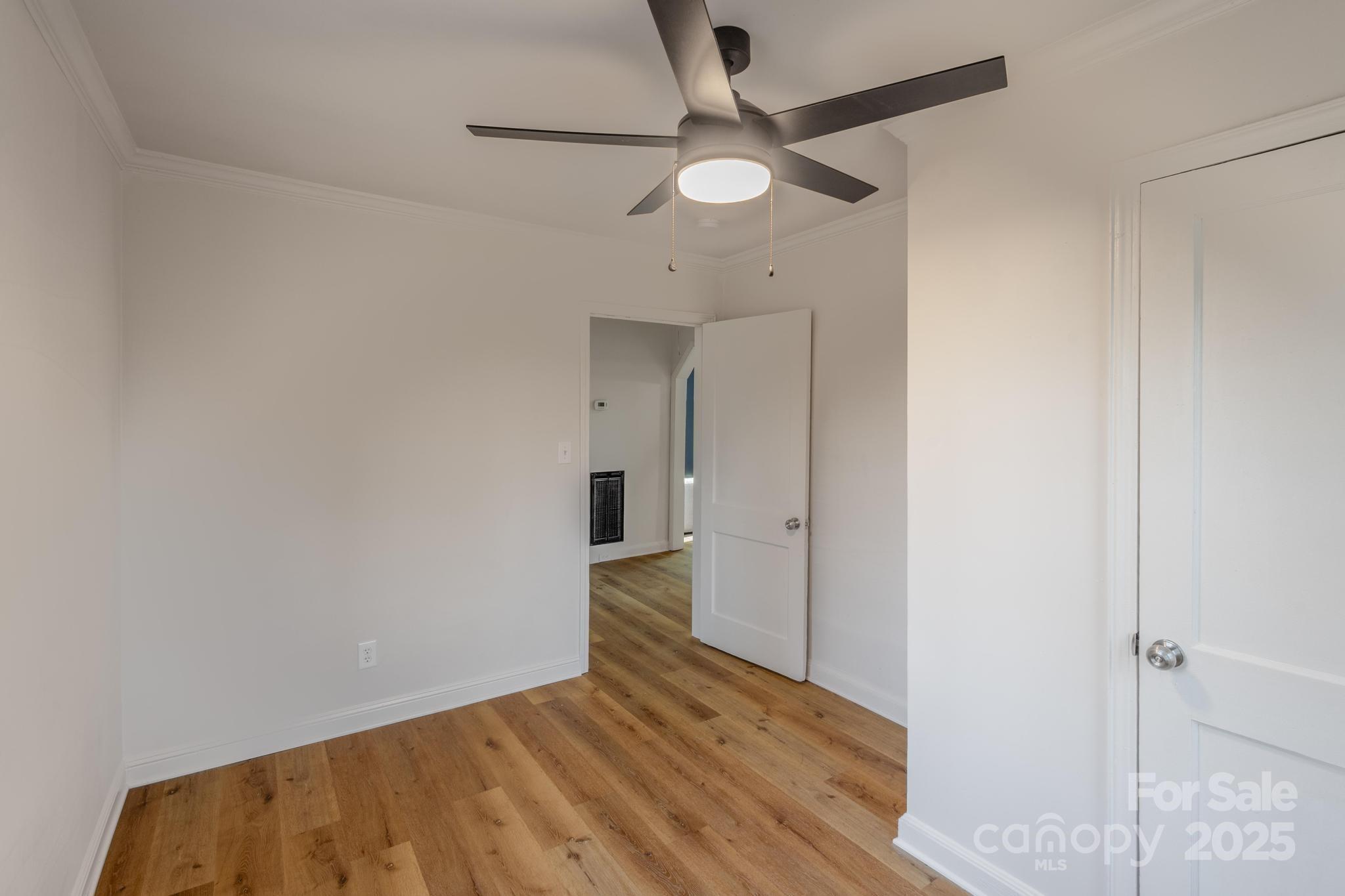 HENKEL CRAIG LIVESTOCK - Residential