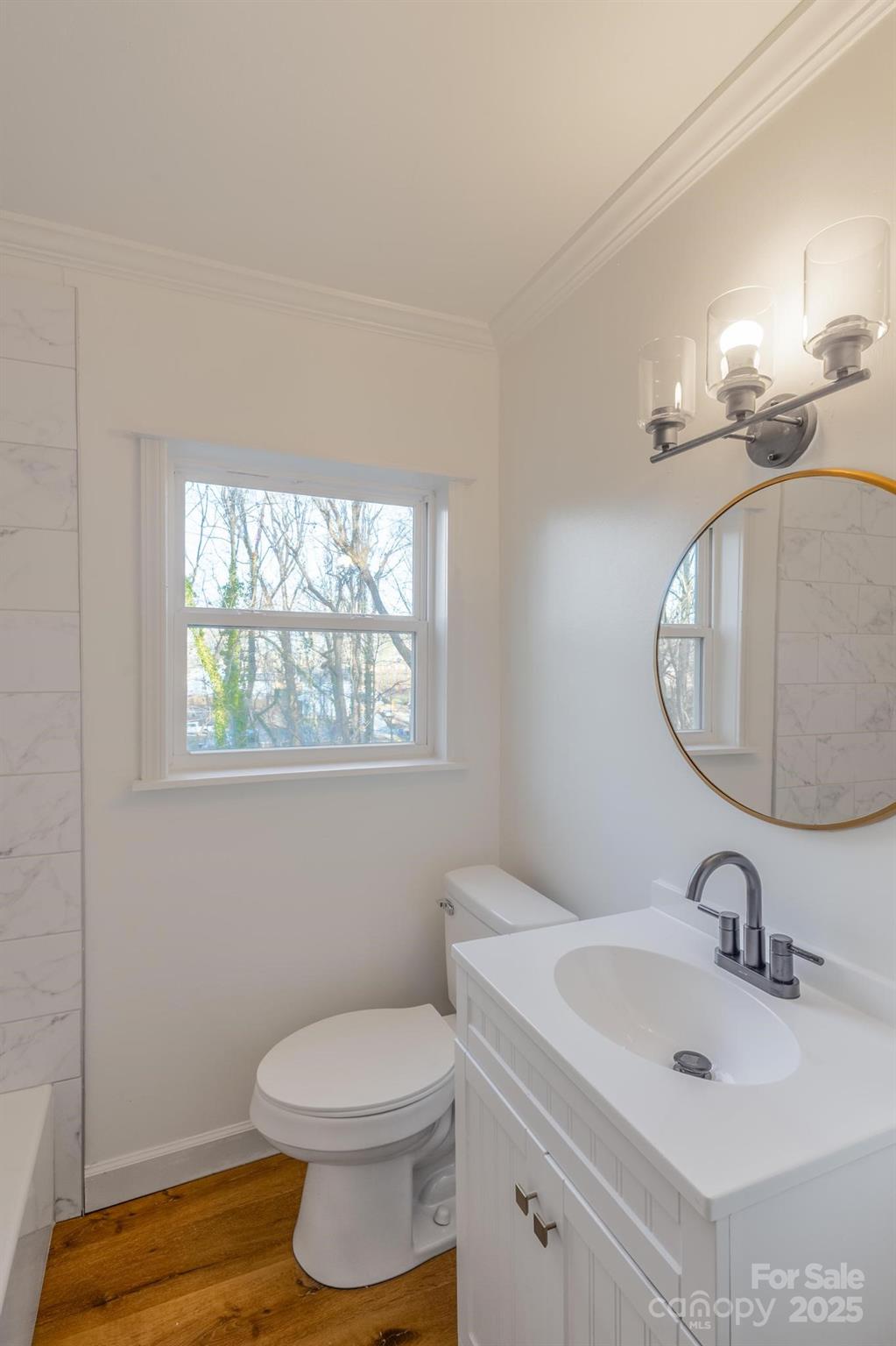 HENKEL CRAIG LIVESTOCK - Residential