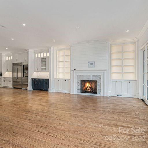 Seven Oaks - Residential