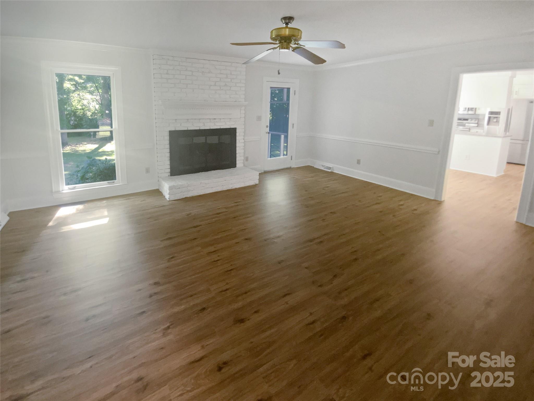 5013 Prestwick Lane