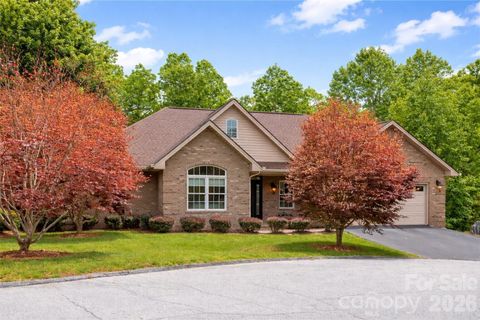 Photo of 89 Dallas Drive, Hendersonville, NC 28739 (MLS # 4374123)