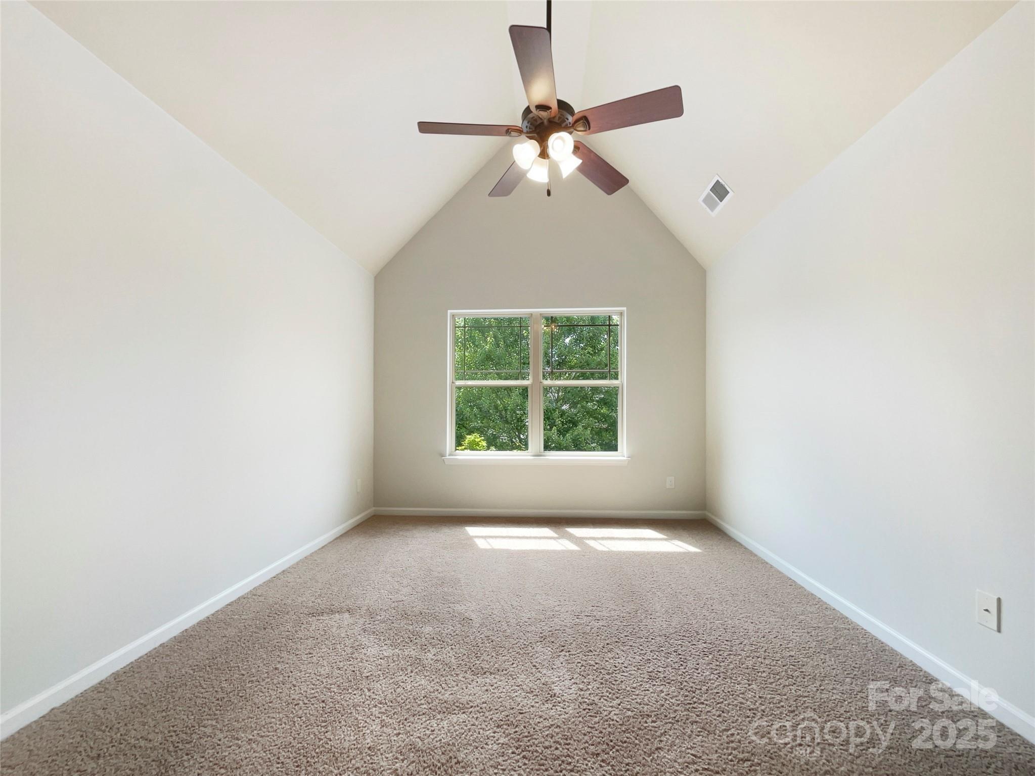 Oaks On Main - Residential