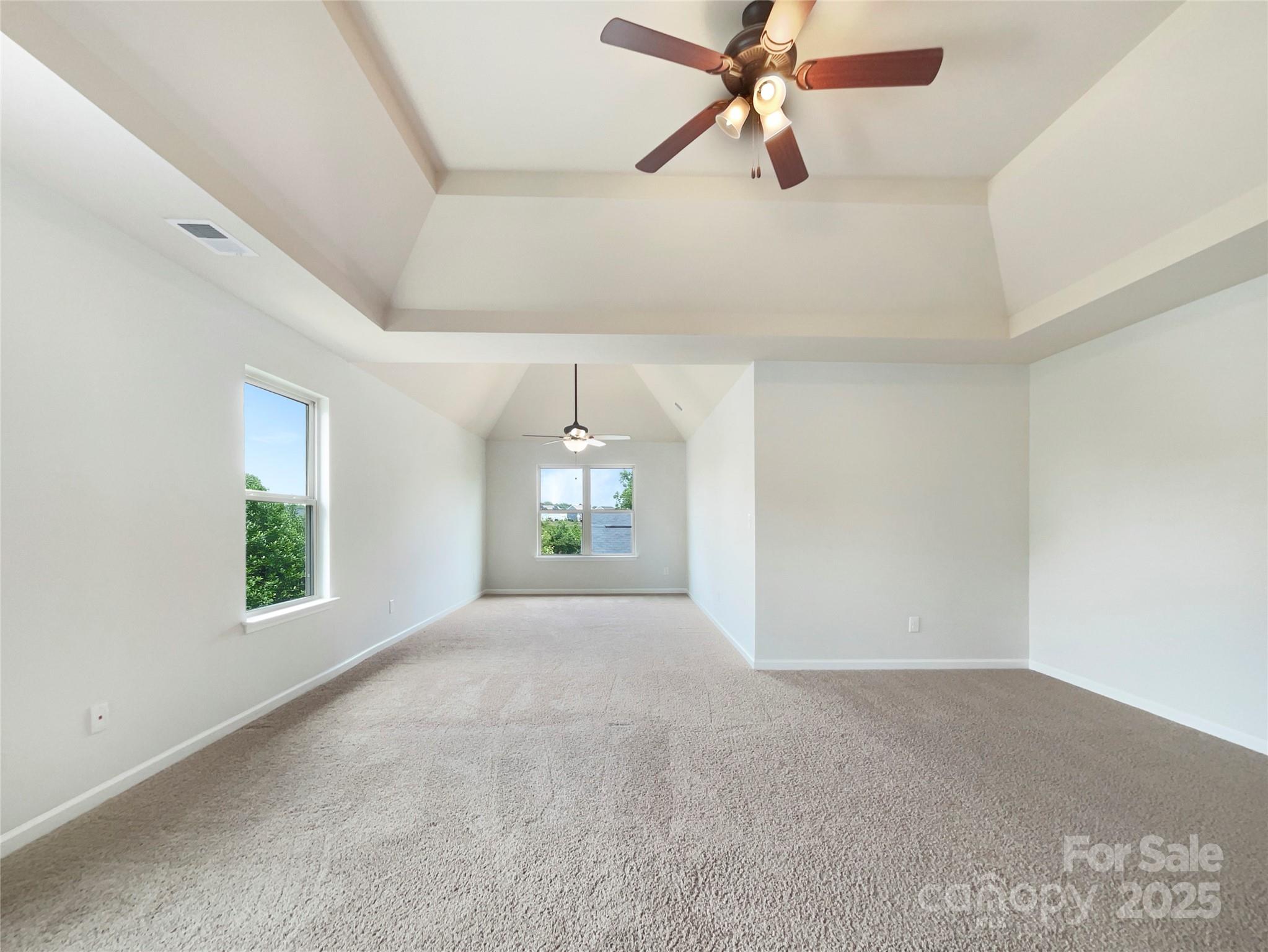 Oaks On Main - Residential