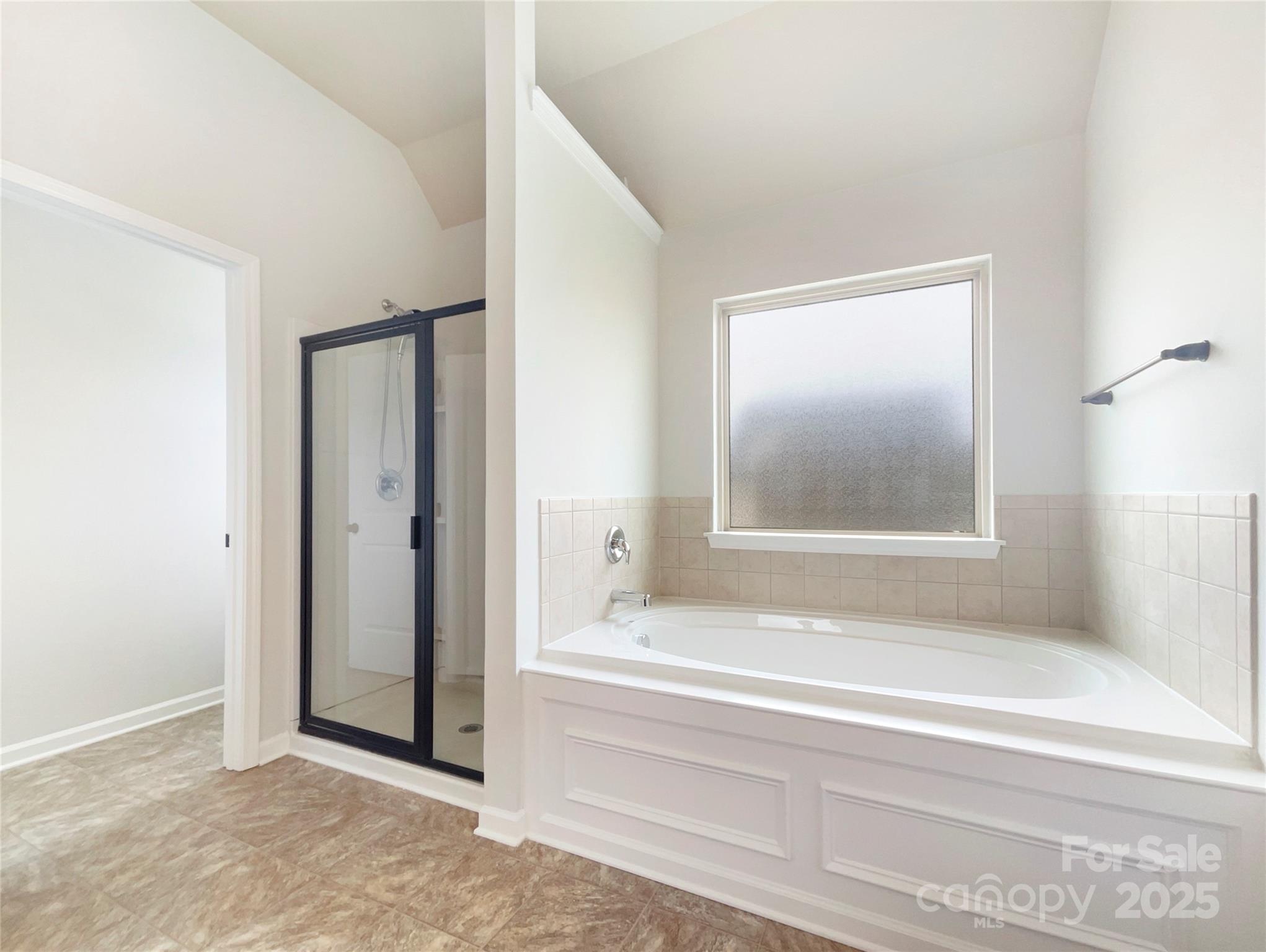 Oaks On Main - Residential