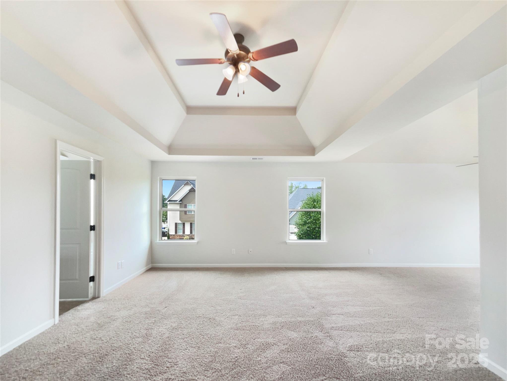 Oaks On Main - Residential