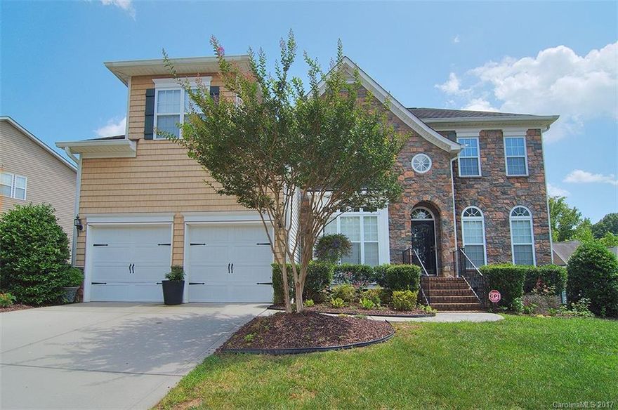 Don't Miss out on this Custom designed meticulously maintained open floor plan laid out with five bedrooms and three baths.Formal living & dining area with hardwood floors are separated by a center hall leading into the library and two story family room.Large eat-in gourmet Kitchen with large center island,SS appliances &Mosaic backsplash perfect for you to enjoy your cooking time!Loaded with tons of upgrades. neighborhood with all amenities and conveniently located to Hwys,Shopping,Restaurants!