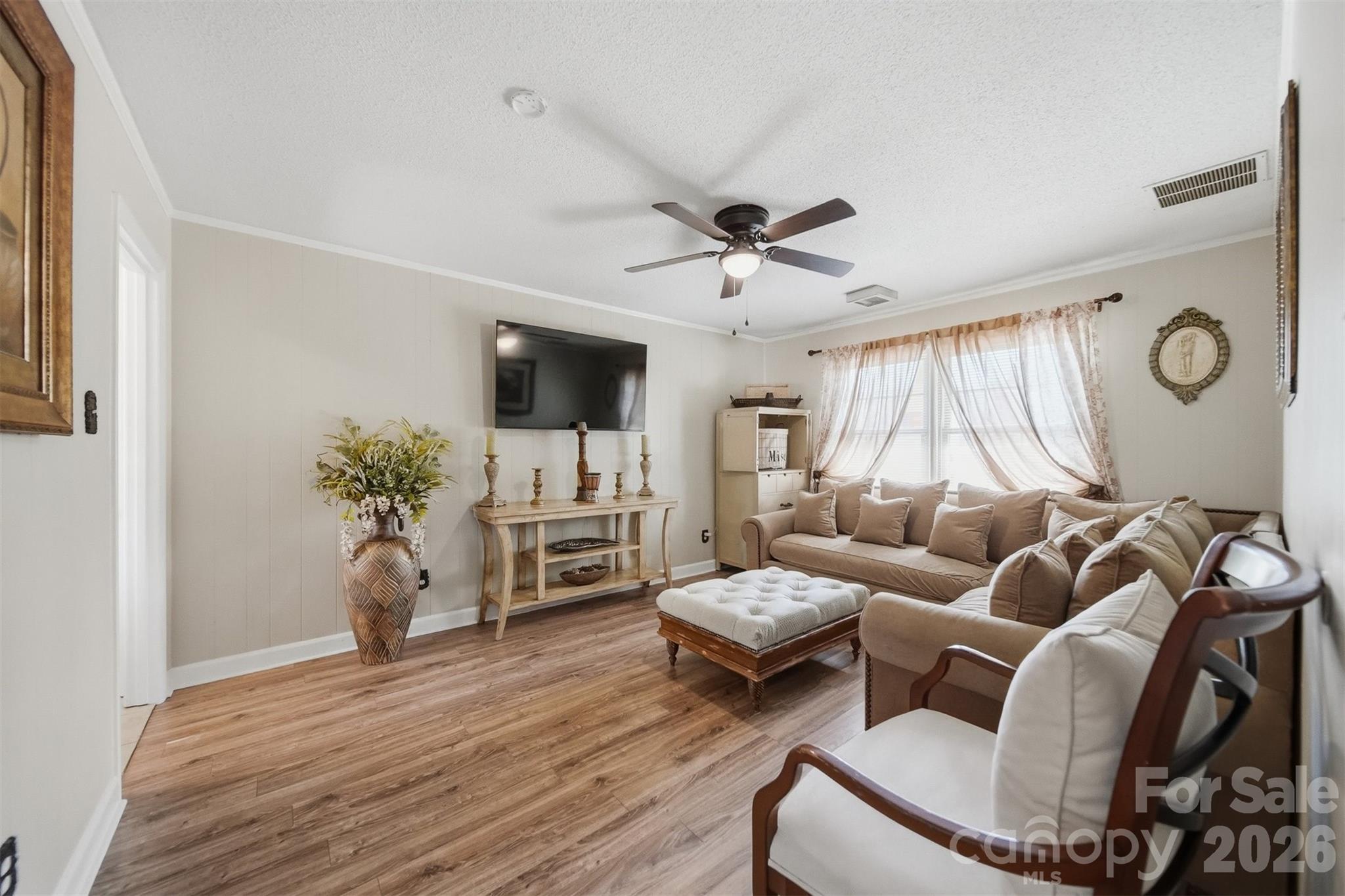 2315 29th Avenue Drive NE