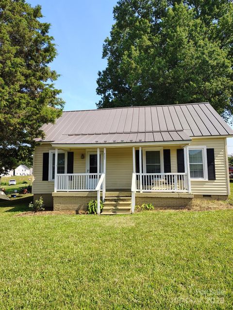 8504 Moores Chapel Road Charlotte NC 28214