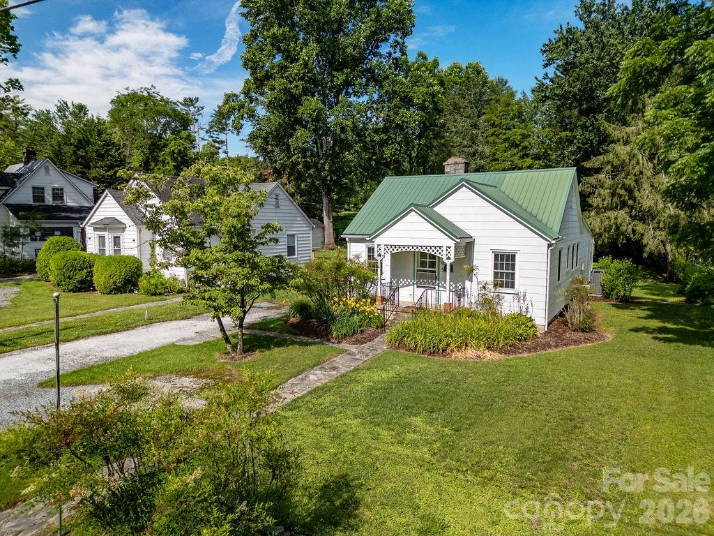 105 Parkview Drive