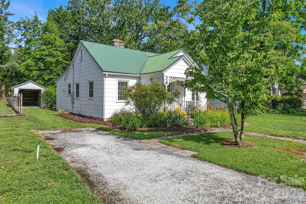 105 Parkview Drive