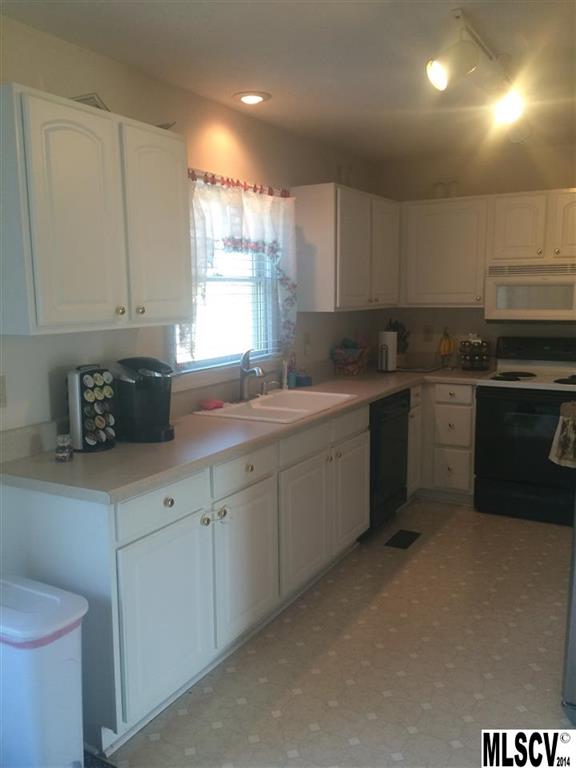 Maple Crest - Residential