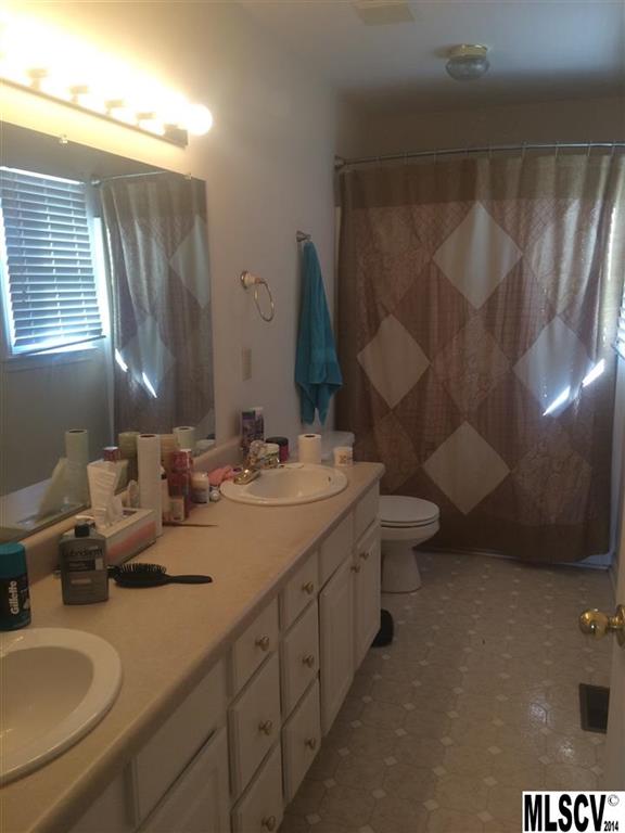 Maple Crest - Residential