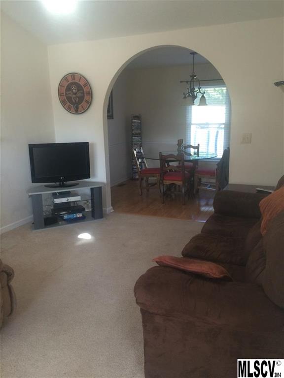 Maple Crest - Residential