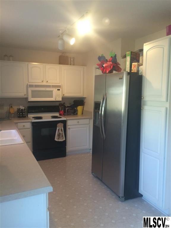 Maple Crest - Residential