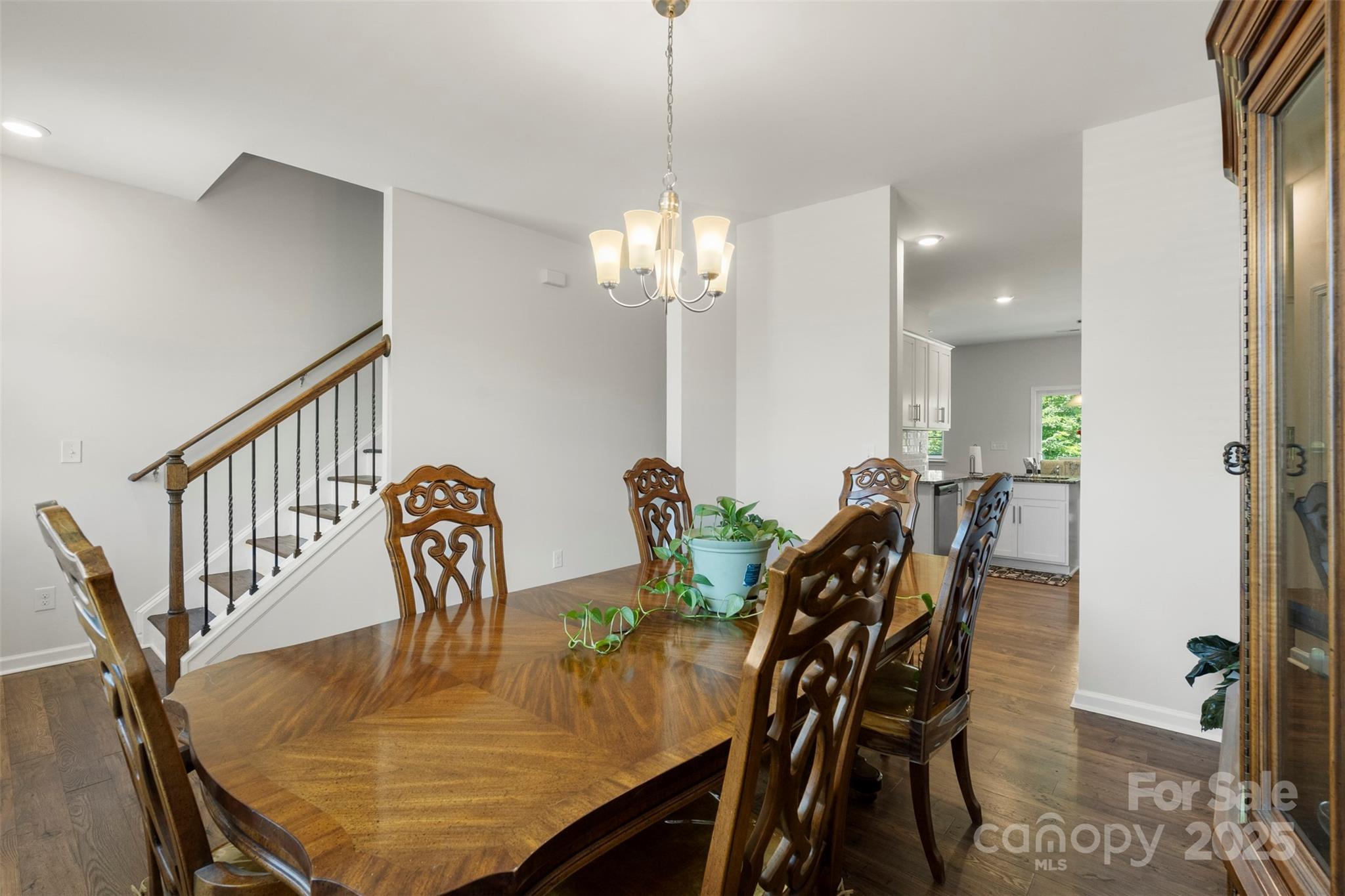 2527 Linhay Drive